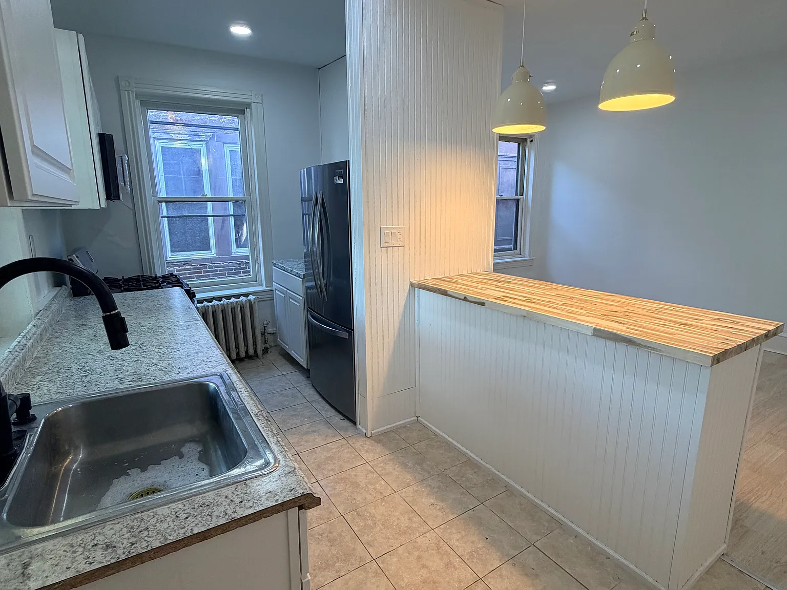 3 bed, 1040 sqft, $1,625 — Photo 4