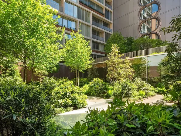 527 West 27th Street image 15 of 24