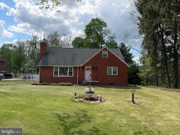 433 Juliustown Pemberton Rd, Pemberton, NJ 08068