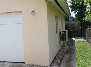 10210 SW 37th St, Miami, FL 33165