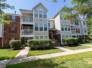 17 Inverness Cir, Marlton, NJ 08053