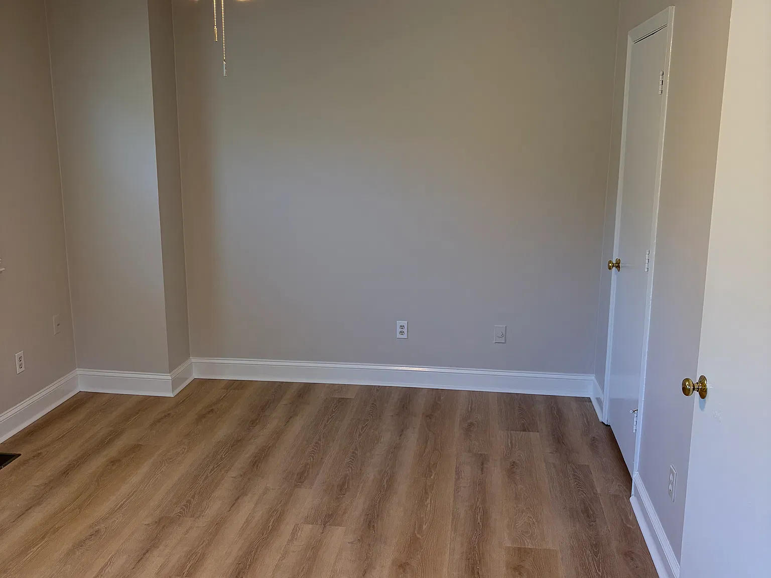 2 bed, 1.5 bath, 1220 sqft, $1,750 — Photo 3