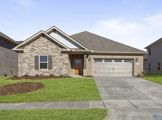 1217 Vouri Cir, Huntsville, AL 35803