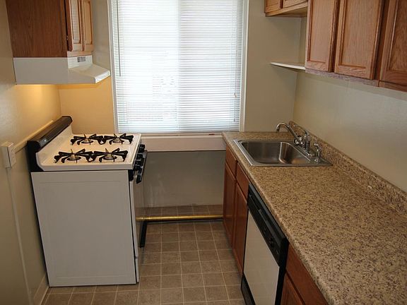 4th image of 6810 Plateau Ave APT 1E