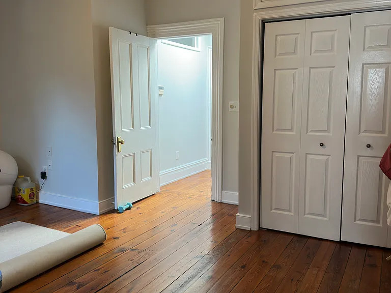 2706 E Broad St — Photo 17