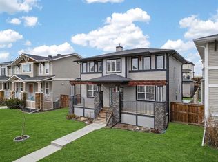 229 S Rainbow Falls Gln, Chestermere, AB T1X0S6
