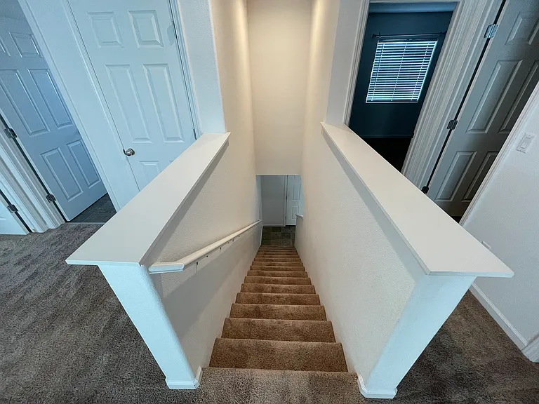 385 Ostrander Ave — Photo 10