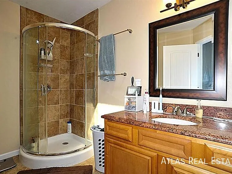 10694 Asbury Ave #107 — Photo 11