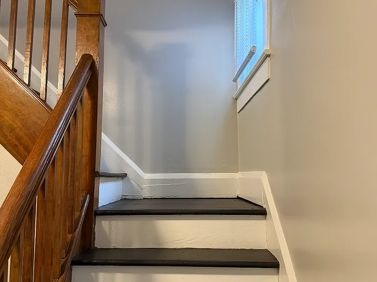 1015 N Olney St — Photo 13