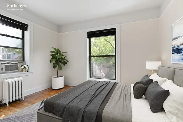 Rented by Sotheby's International Realty | media 11