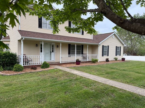 1009 Raymond Dr