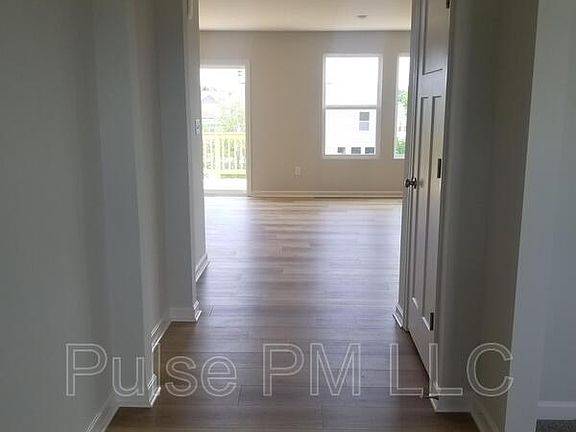 4th image of 12598 Caywood Ln