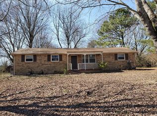 1542 Dowlen St, Pleasant View, TN 37146