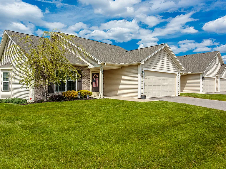 Hickory Hollow Senior Townhomes — Photo 19