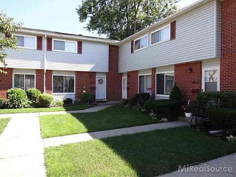 2nd image of 27914 Eastwick Sq