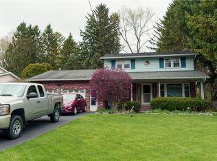 205 Slawson Dr, Camillus, NY 13031