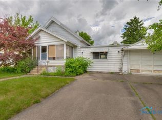 166 Osborne St, Rossford, OH 43460