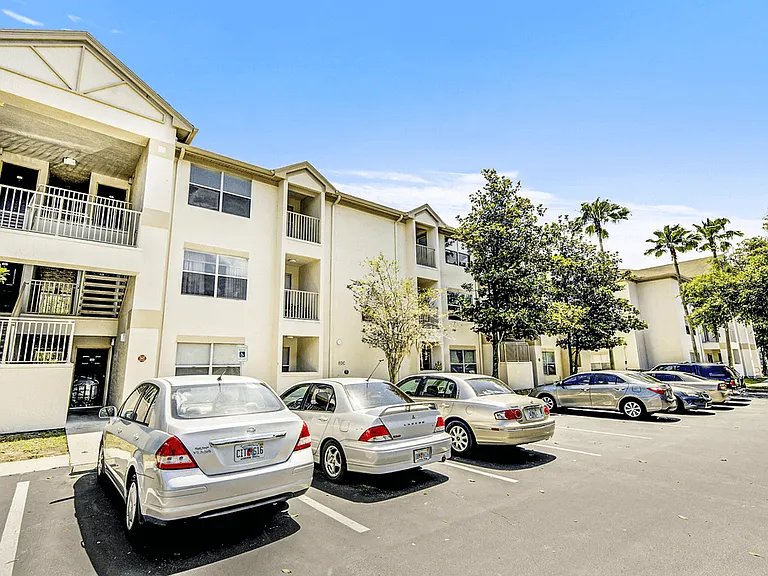 Cedar Forest Apartments — Photo 20