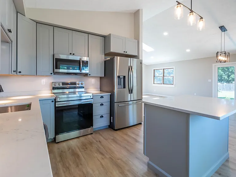 2310 Sequoya Trl — Photo 5