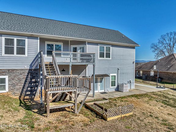 5th image of 1322 Houston Springs Rd