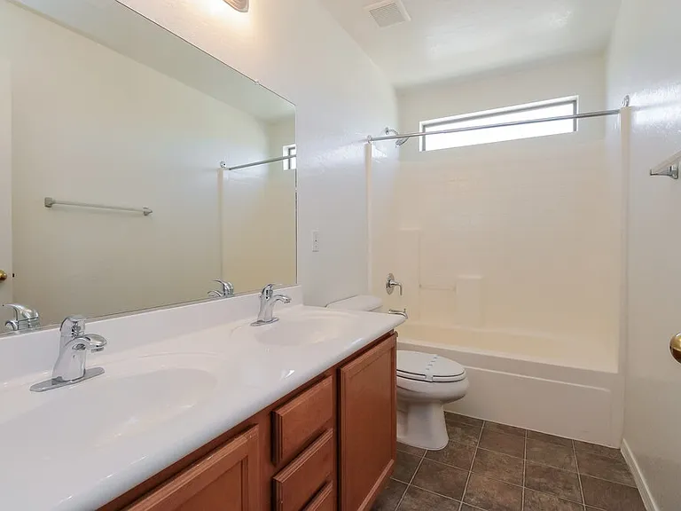 3855 W Belle Ave — Photo 8
