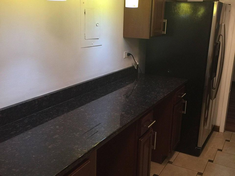 1st image of 3018 Roberts Dr APT 7