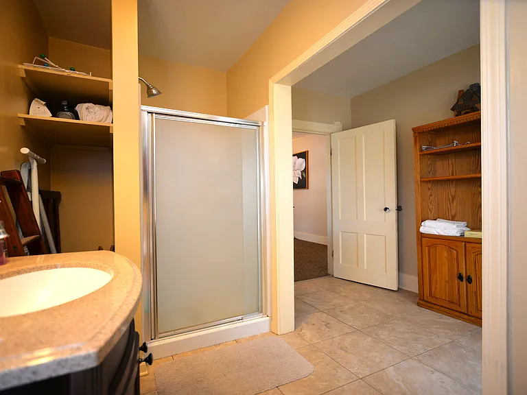 110 Brown St #1 — Photo 24