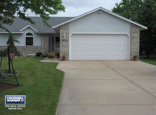 5418 Woodland St, Stevens Point, WI 54482