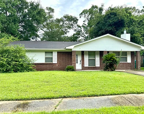 2819 Lawnwood Dr Photo 1
