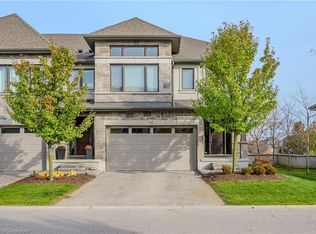 243 Grey Silo Rd #62, Waterloo, ON N2K0B9