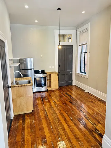 205 W McMicken Ave Photo 1