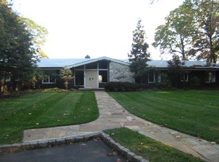 95 Stanie Brae Dr, Watchung, NJ 07069