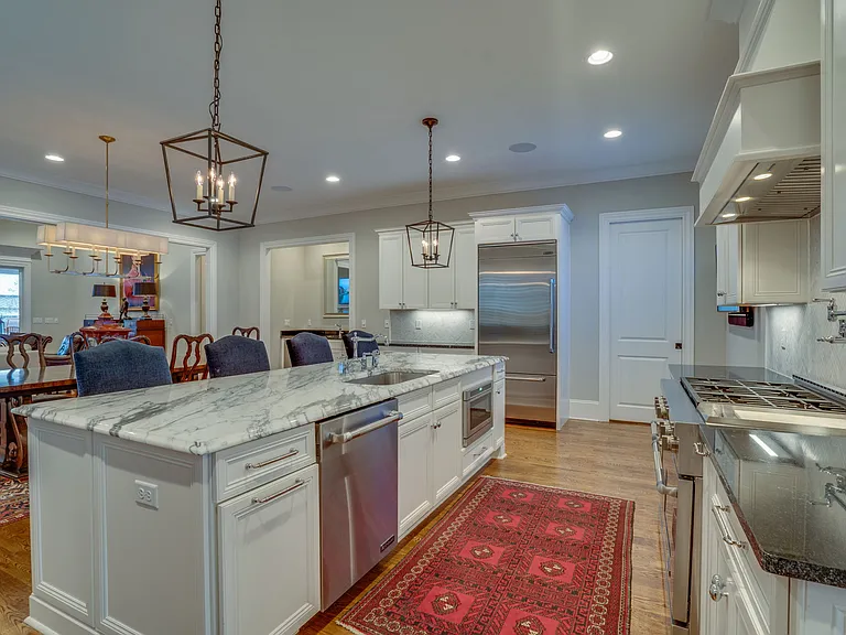 2424A Abbott Martin Rd — Photo 8