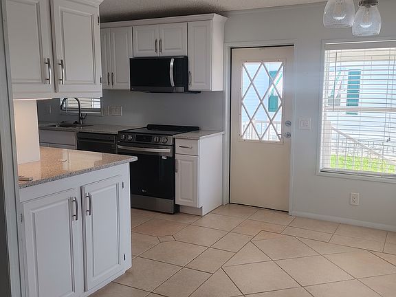 5th image of 7629 Chasta Rd