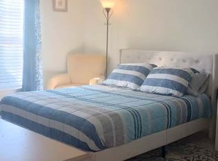 9008 Cinnabay Dr, Charlotte, NC 28216