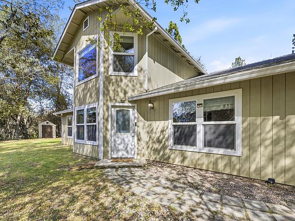 2nd image of 12936 Ridge View Dr