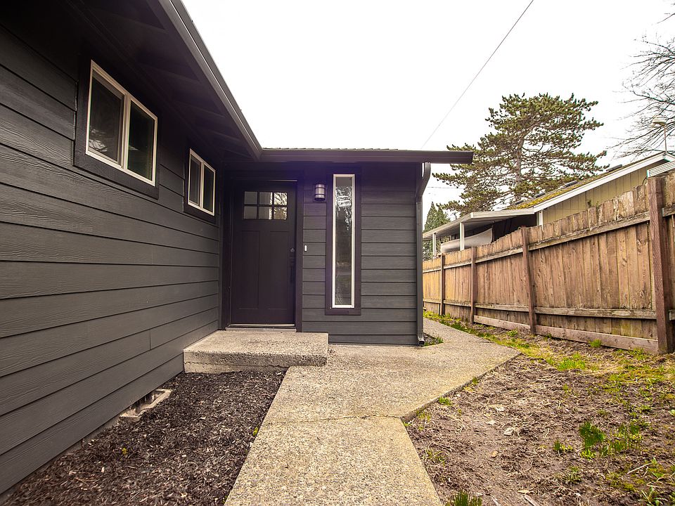 1st image of 3505 M St #A