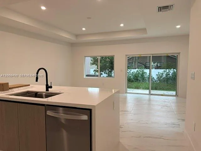 1521 NW 94th Way #1 — Photo 1