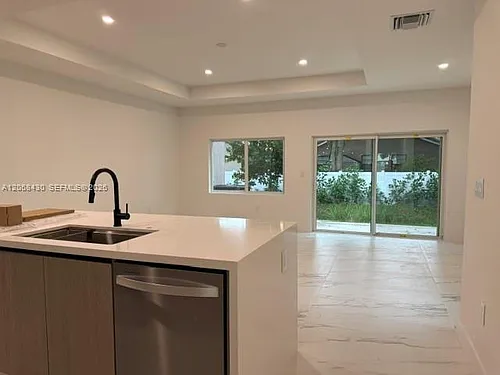 1521 NW 94th Way #1 Photo 1
