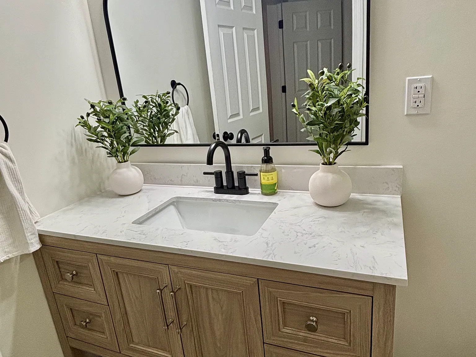 1 bed, 2000 sqft, $1,400 — Photo 4