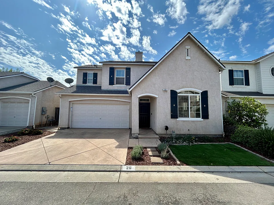26 W Siena Ln