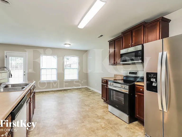 2803 Quail Oaks Dr — Photo 8
