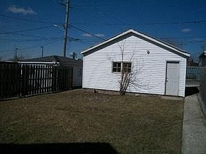 2nd image of 7506 W 56th Pl