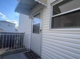 16 Dunbar St #1, Staten Island, NY 10308