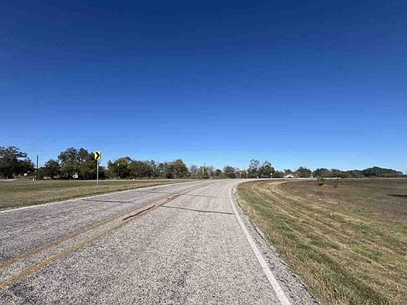 Exterior Neighborhood (street photo)