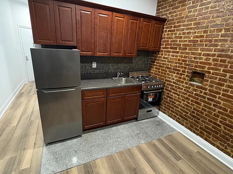 234 E 106th St #3A1 — Photo 7