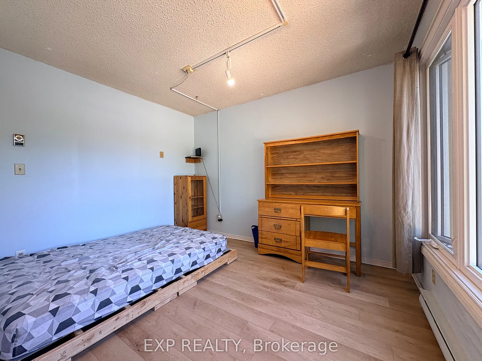 1 bed, $660 — Photo 2