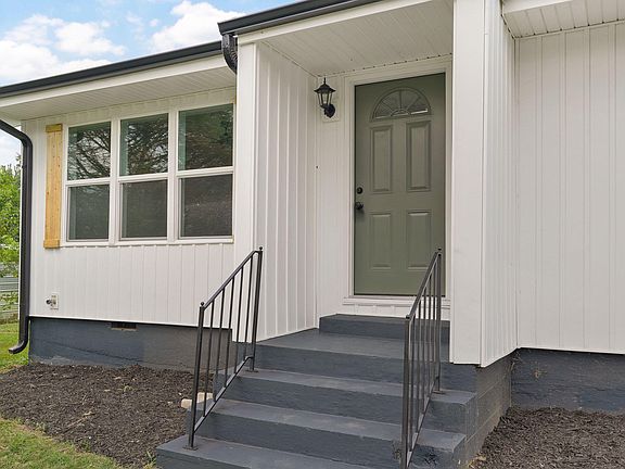 5th image of 524 N College Avenue