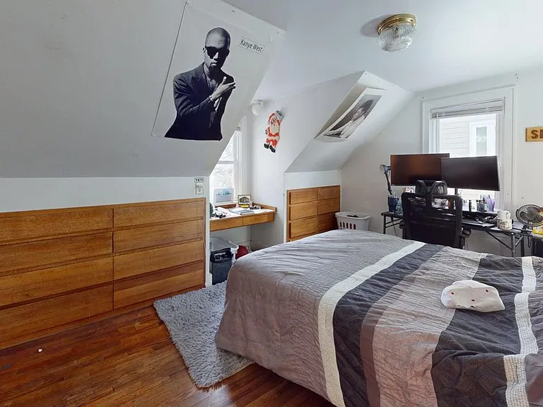 147 Campus Ave — Photo 15