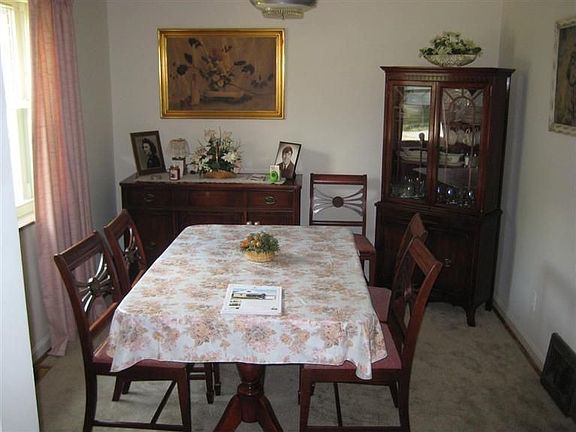 4th image of 7021 Noble Ct